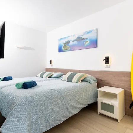 Coast Views شقة *